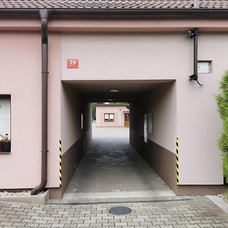 Apartmany Svitkov 79 Pardubice Extérieur photo