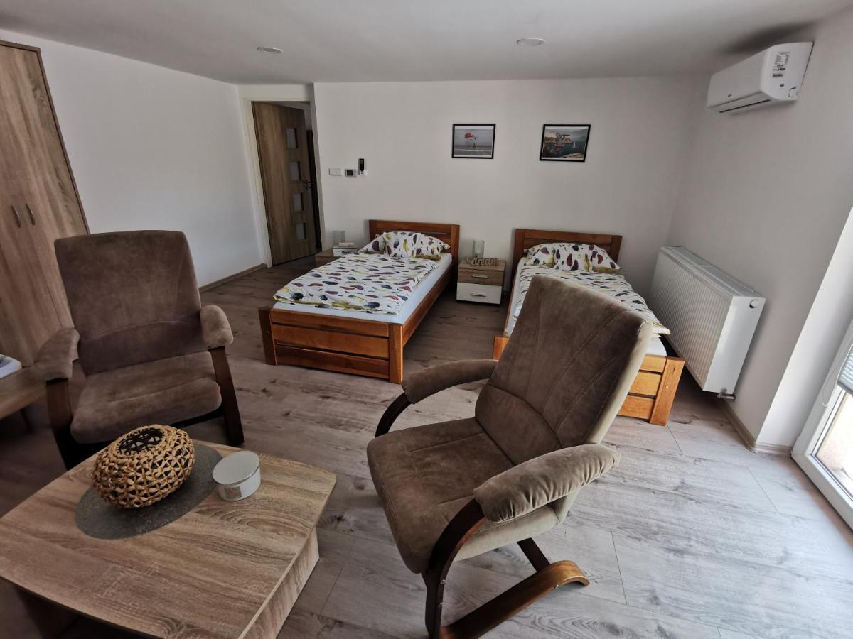 Apartmany Svitkov 79 Pardubice Extérieur photo